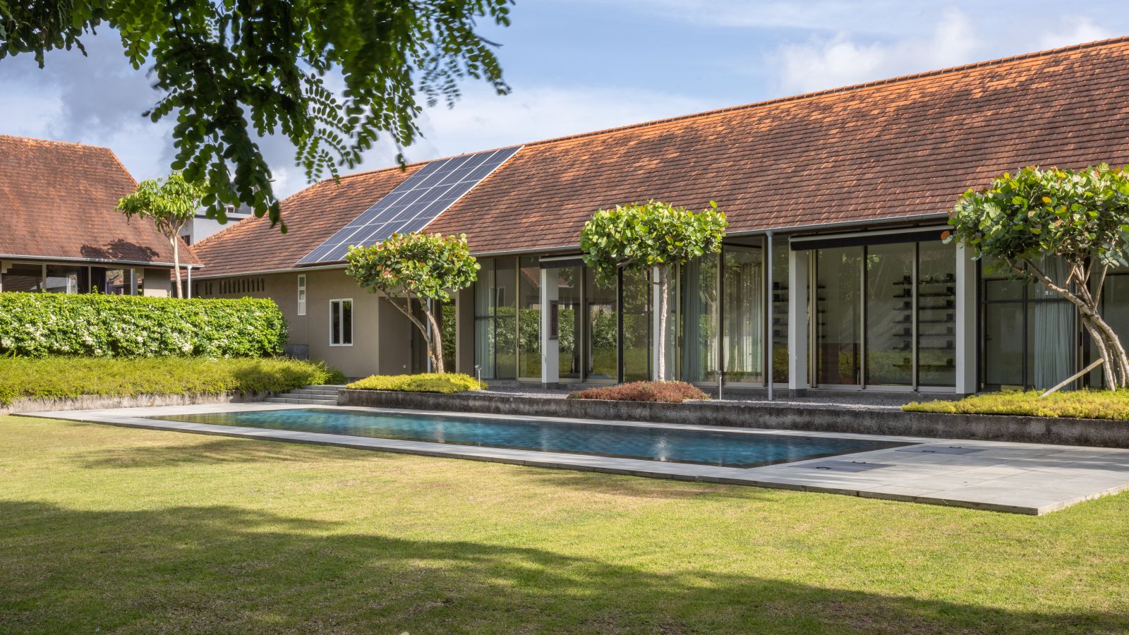 UNDERSTATED ZEN ELEGANCE